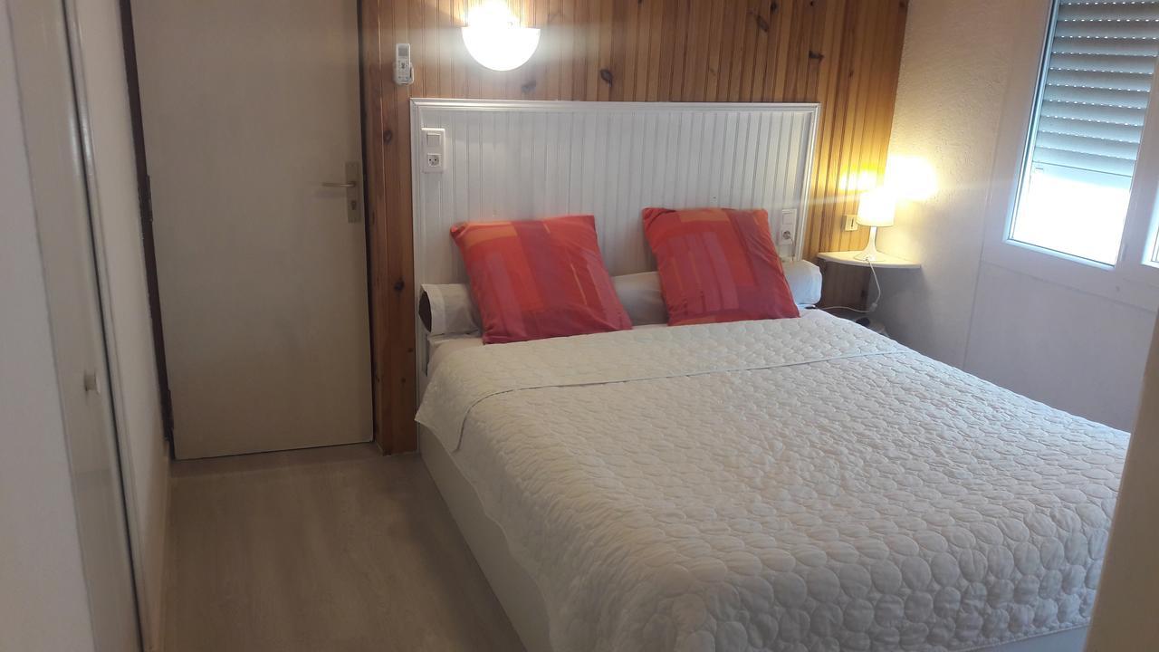 Hotel Chez Cecile Mornas Zewnętrze zdjęcie